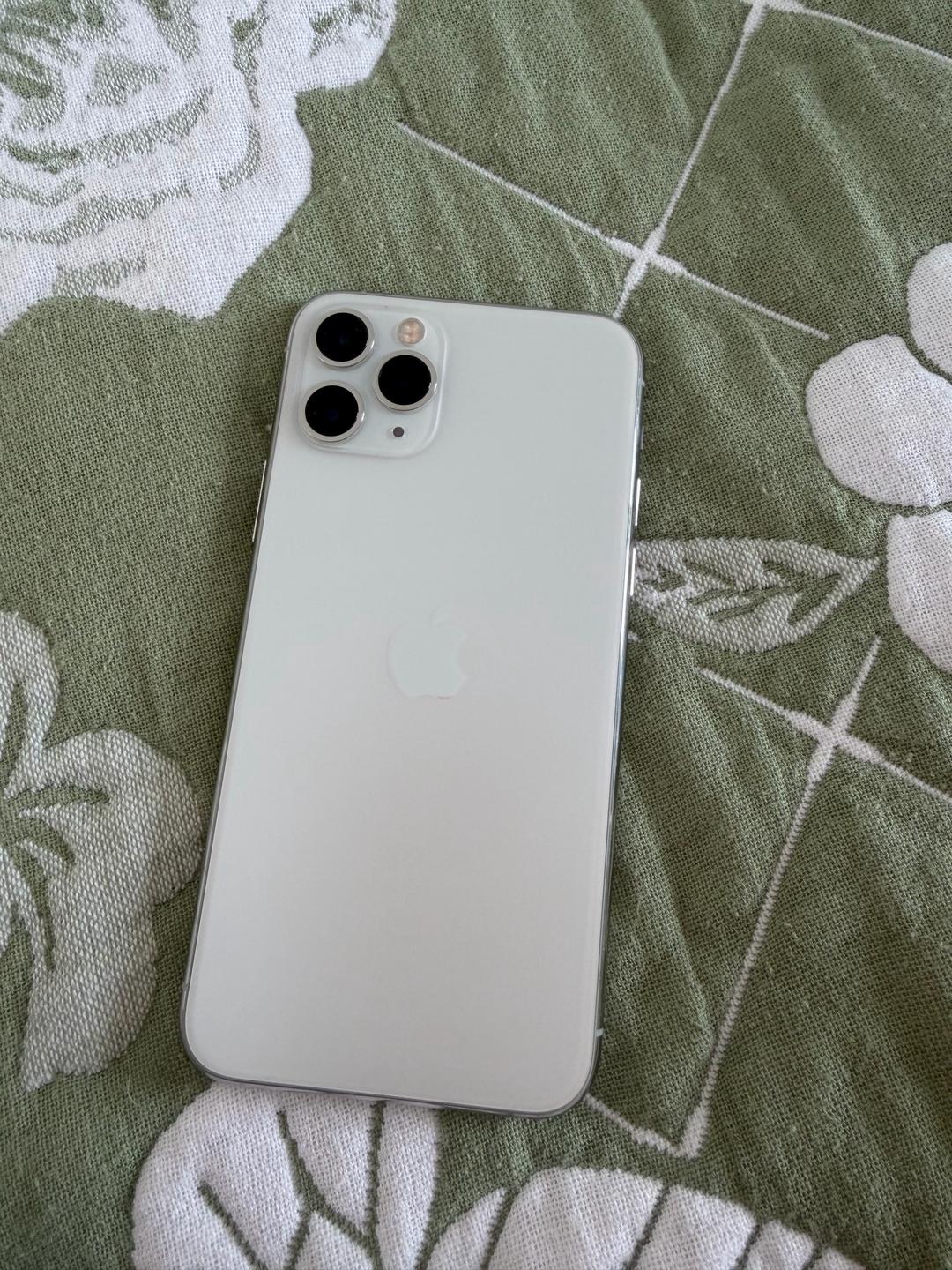 Apple iPhone 11 Pro 256 белый — фото 2