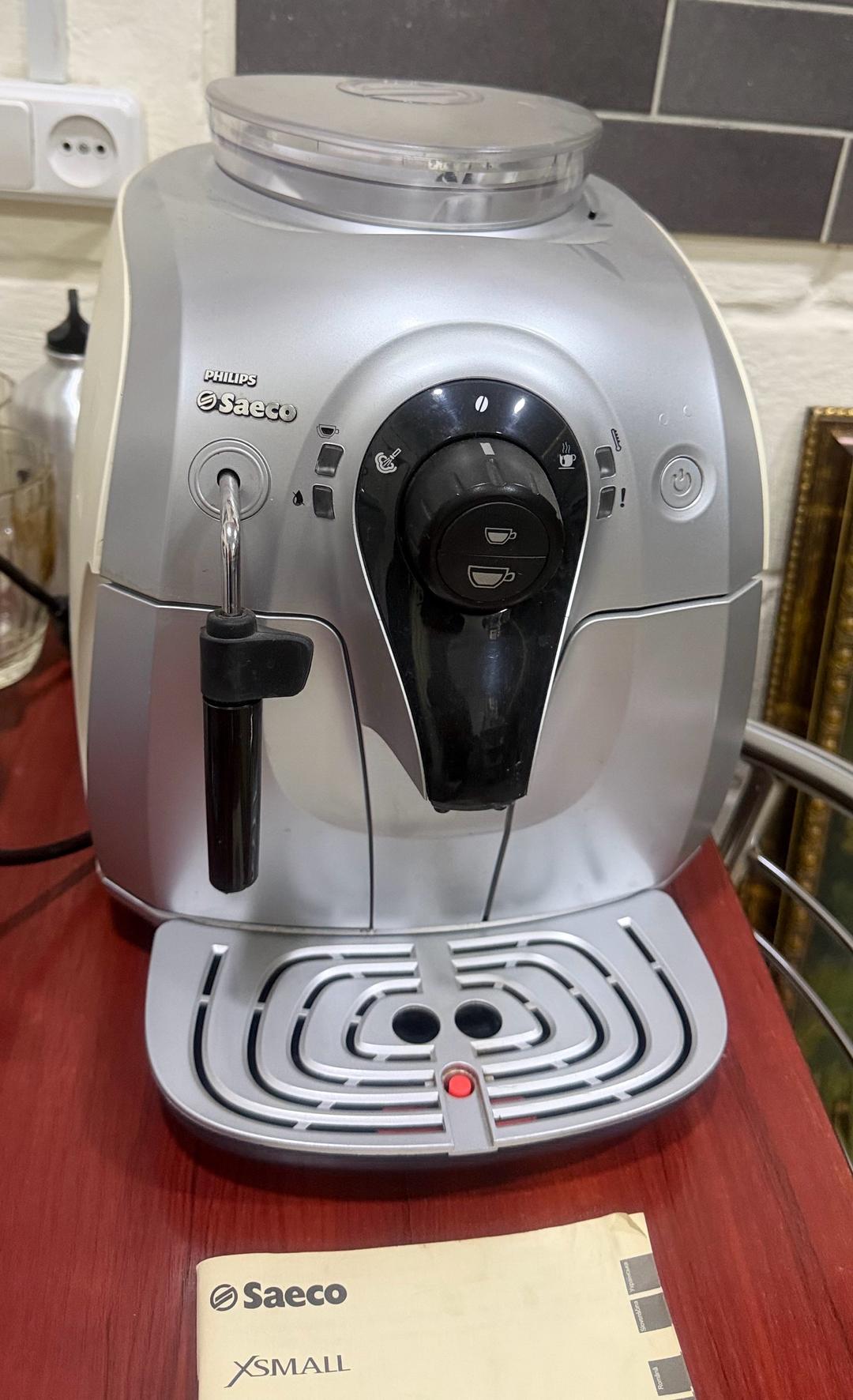 Philips Philips продам кофемашину в отличном состоянии — фото 2