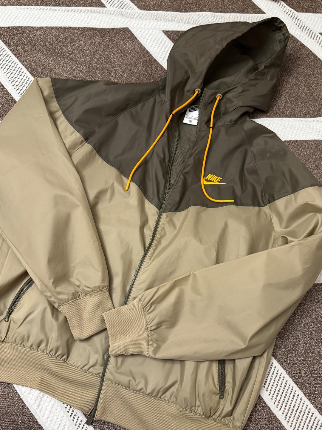 Nike Ветровка Nike Windrunner — фото 2