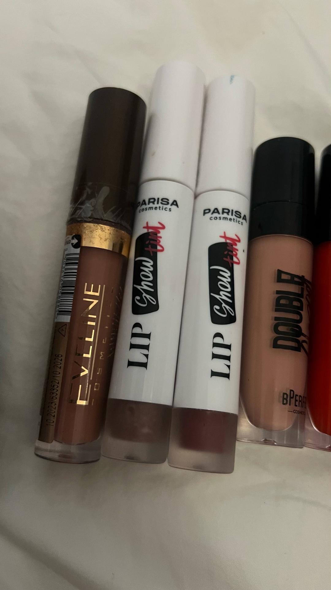 Maybelline New York Набор блесков и помад новые — фото 2