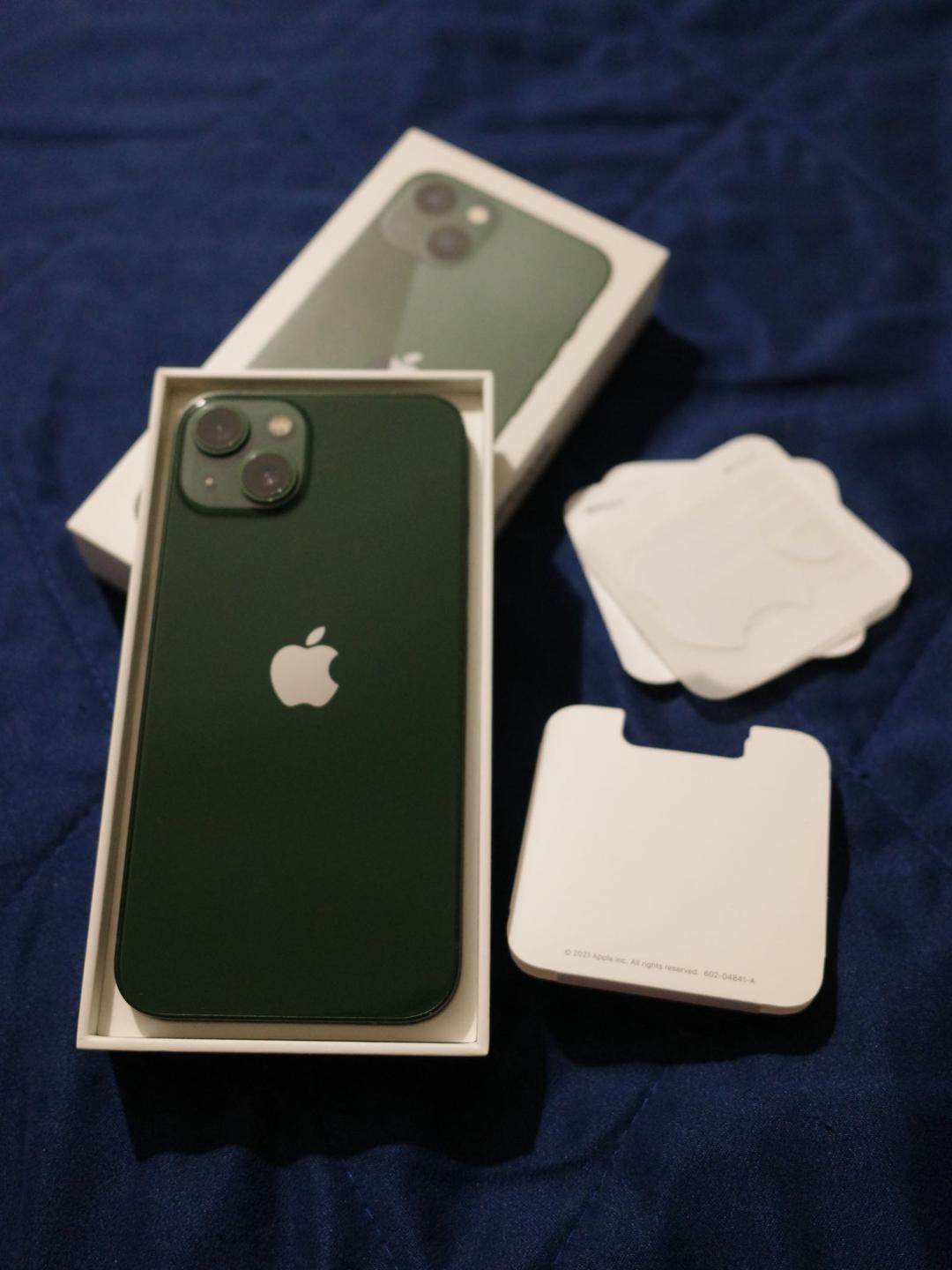 Apple iPhone 13 128GB Green (Зеленый) — АКБ 100%, коробка — фото 2