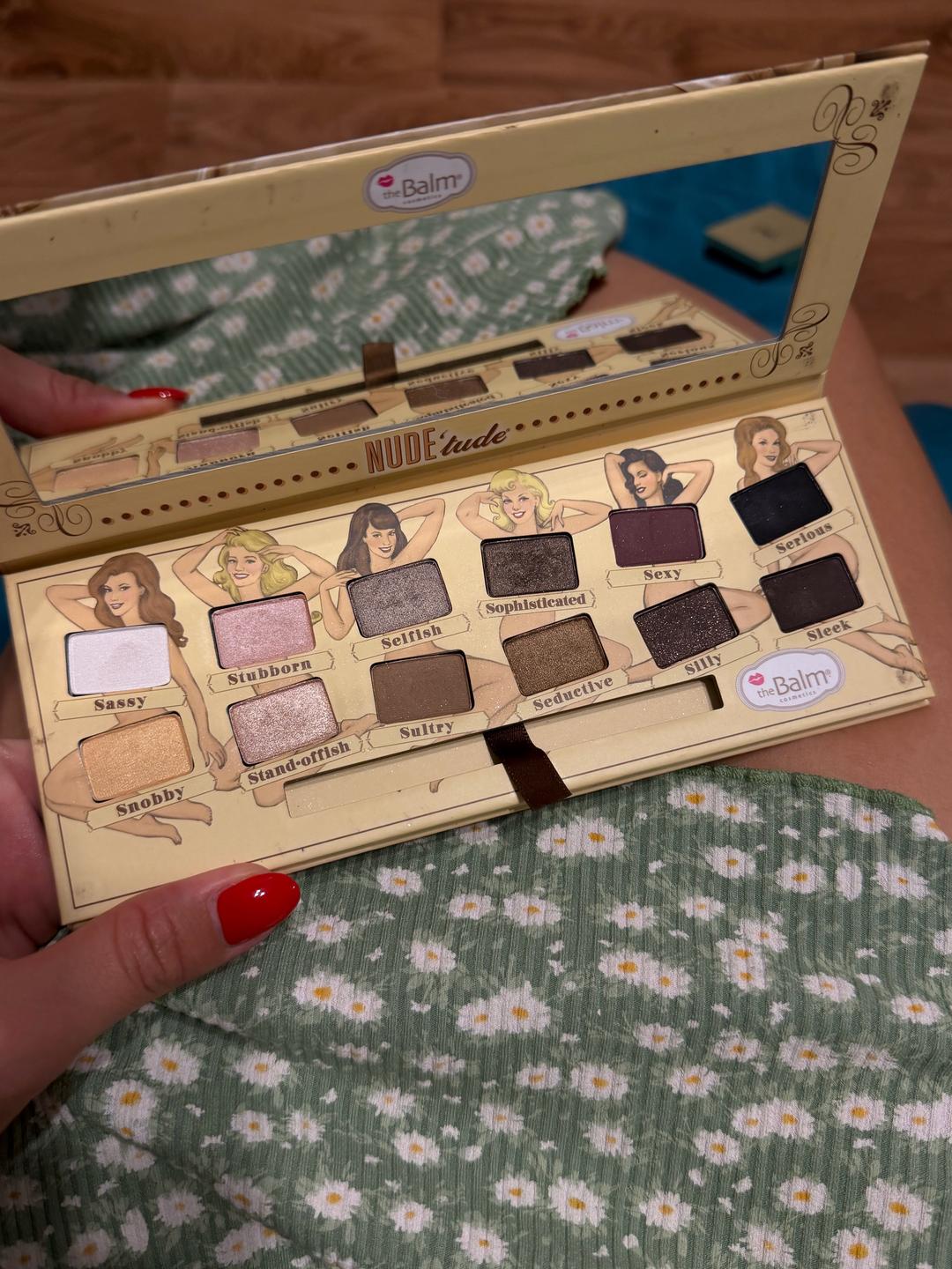 theBalm Палетка теней theBalm NUDE'tude — фото 2