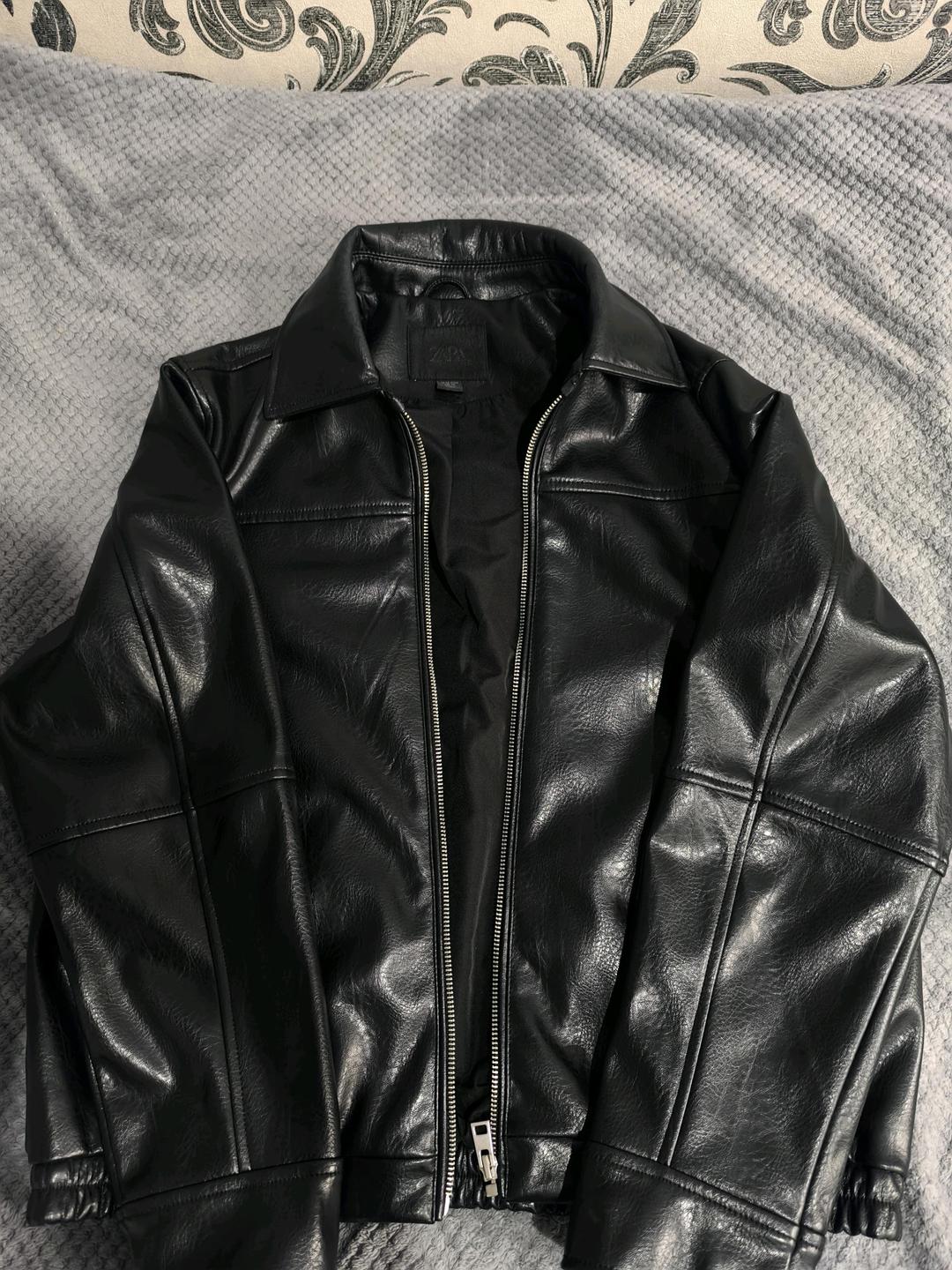 Zara Черная кожанка Zara — фото 2