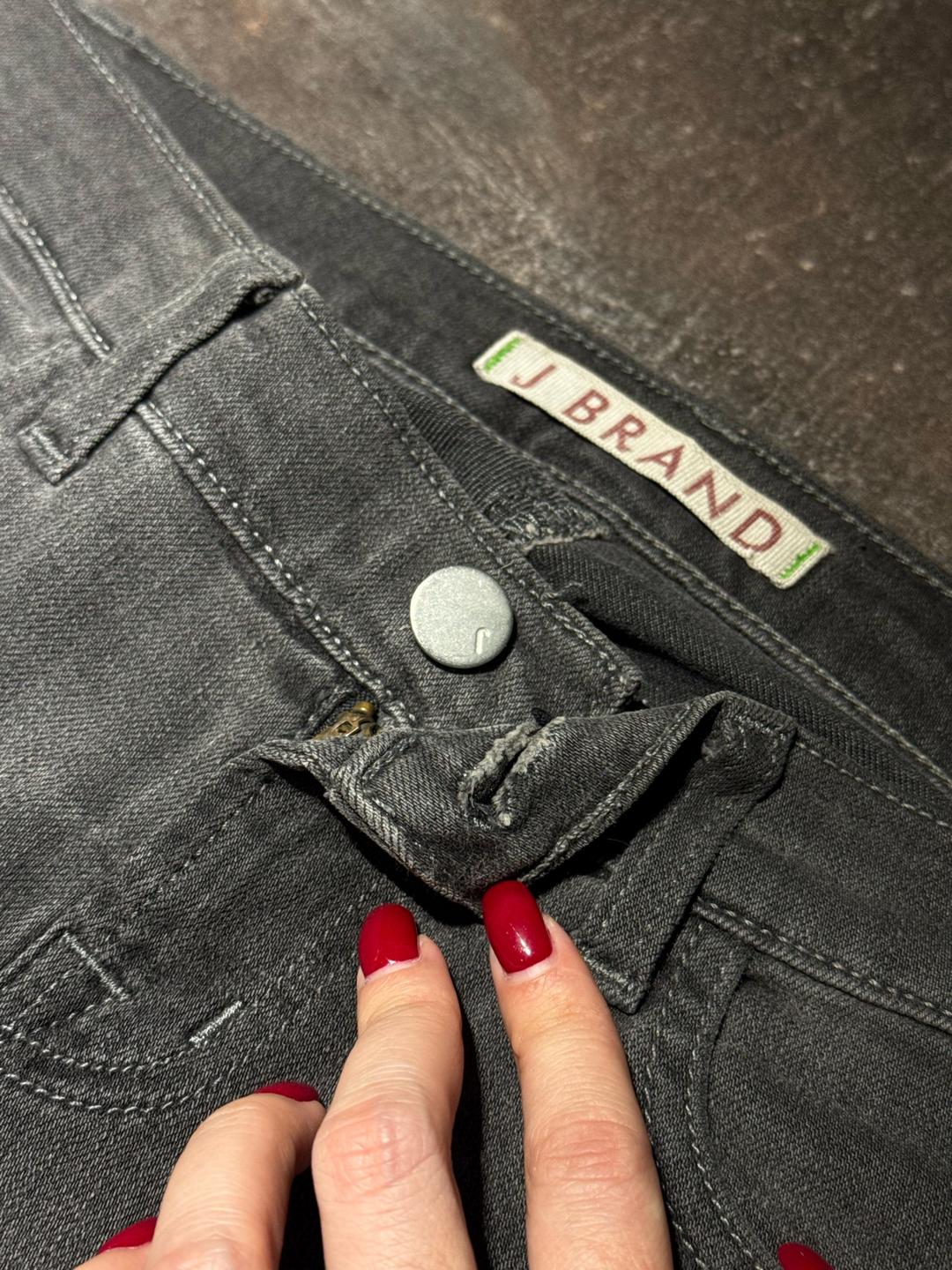 J Brand Джинсы J Brand — фото 2