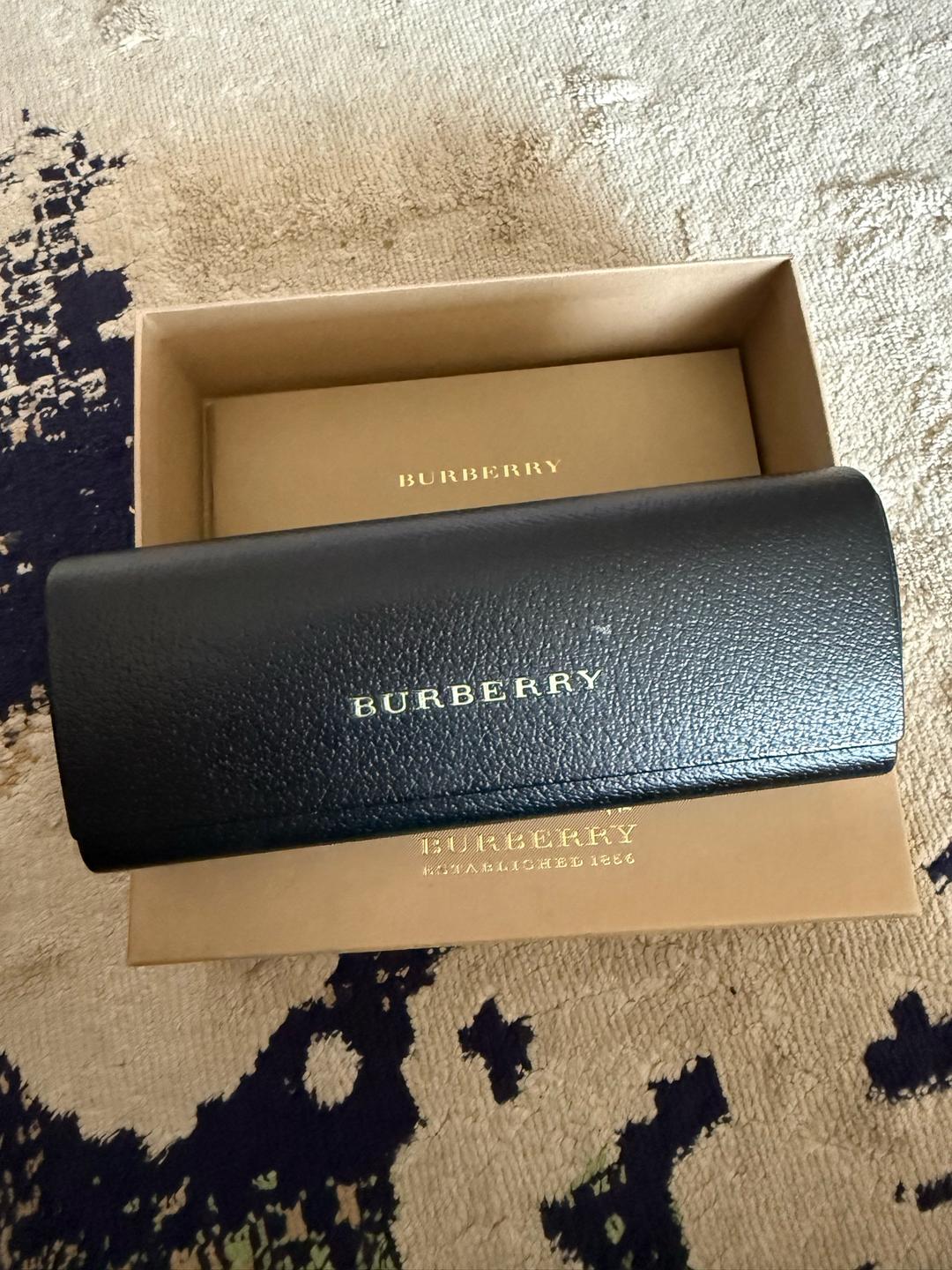 Burberry Солнцезащитные очки Burberry — фото 2