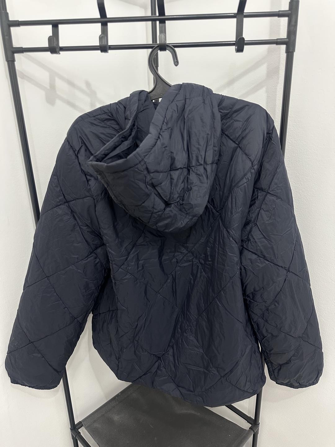 Tommy Hilfiger Tommy Hilfiger Лёгкая стёганая куртка с капюшоном и утеплителем синяя — фото 2