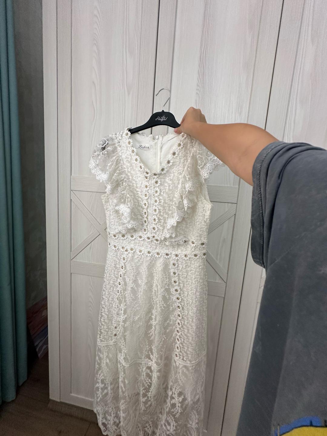 Fashion Кружевное платье с декором в виде цветов — фото 2