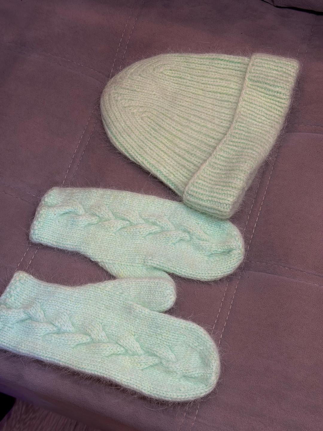 Handmade (ручная работа) Комплект шапка и варежки — фото 2
