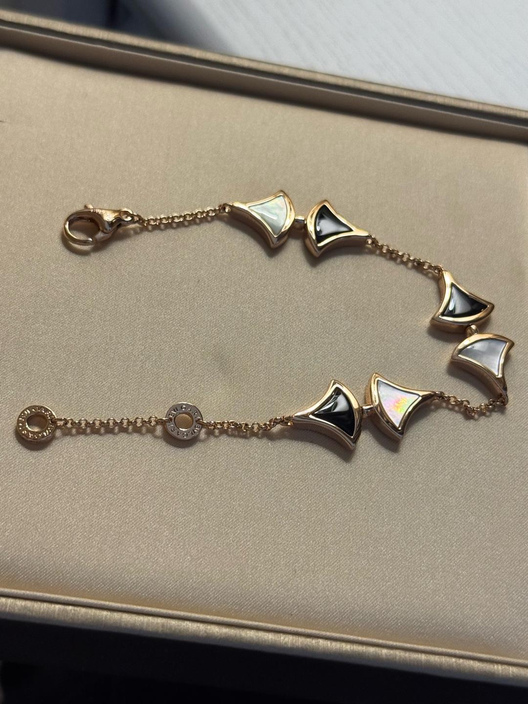 Нет бренда Серьги и браслет под Bvlgari — фото 2