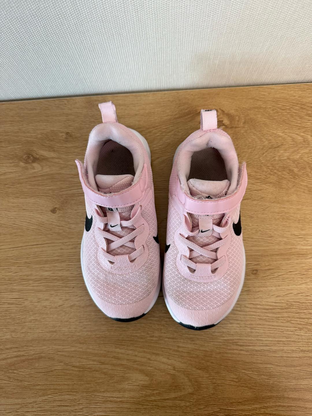Nike Детские кроссовки Nike — фото 2