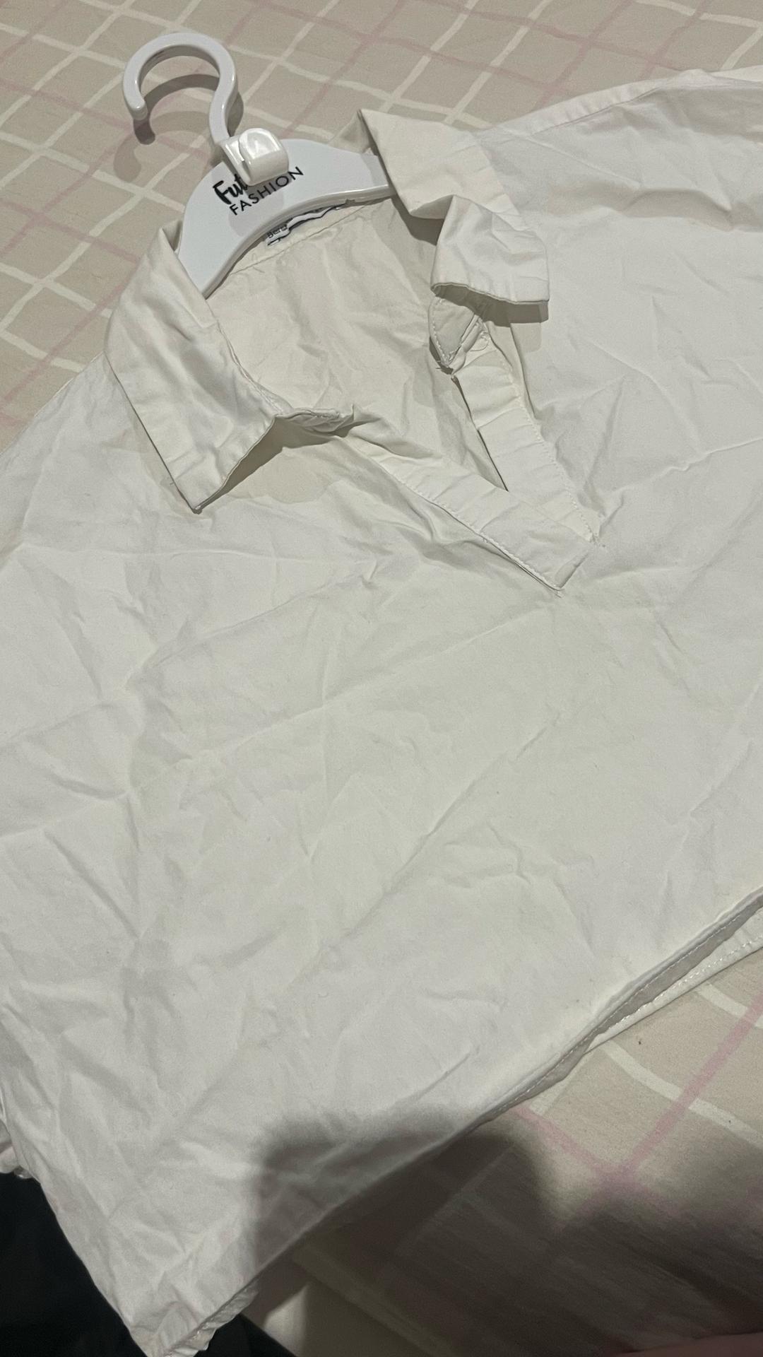Bershka короткая белая рубашка — фото 2