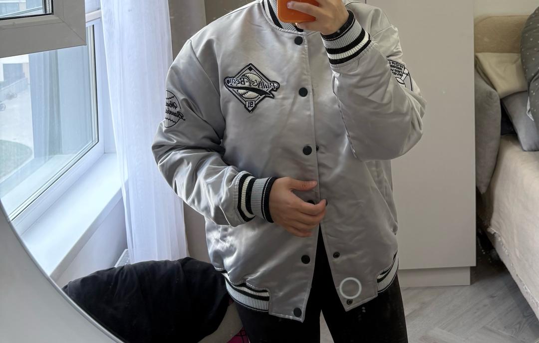 Bershka Продам бомбер — фото 2