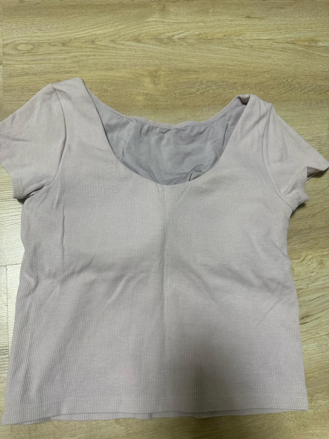 Uniqlo Футболка топ со встроенным бра — фото 2