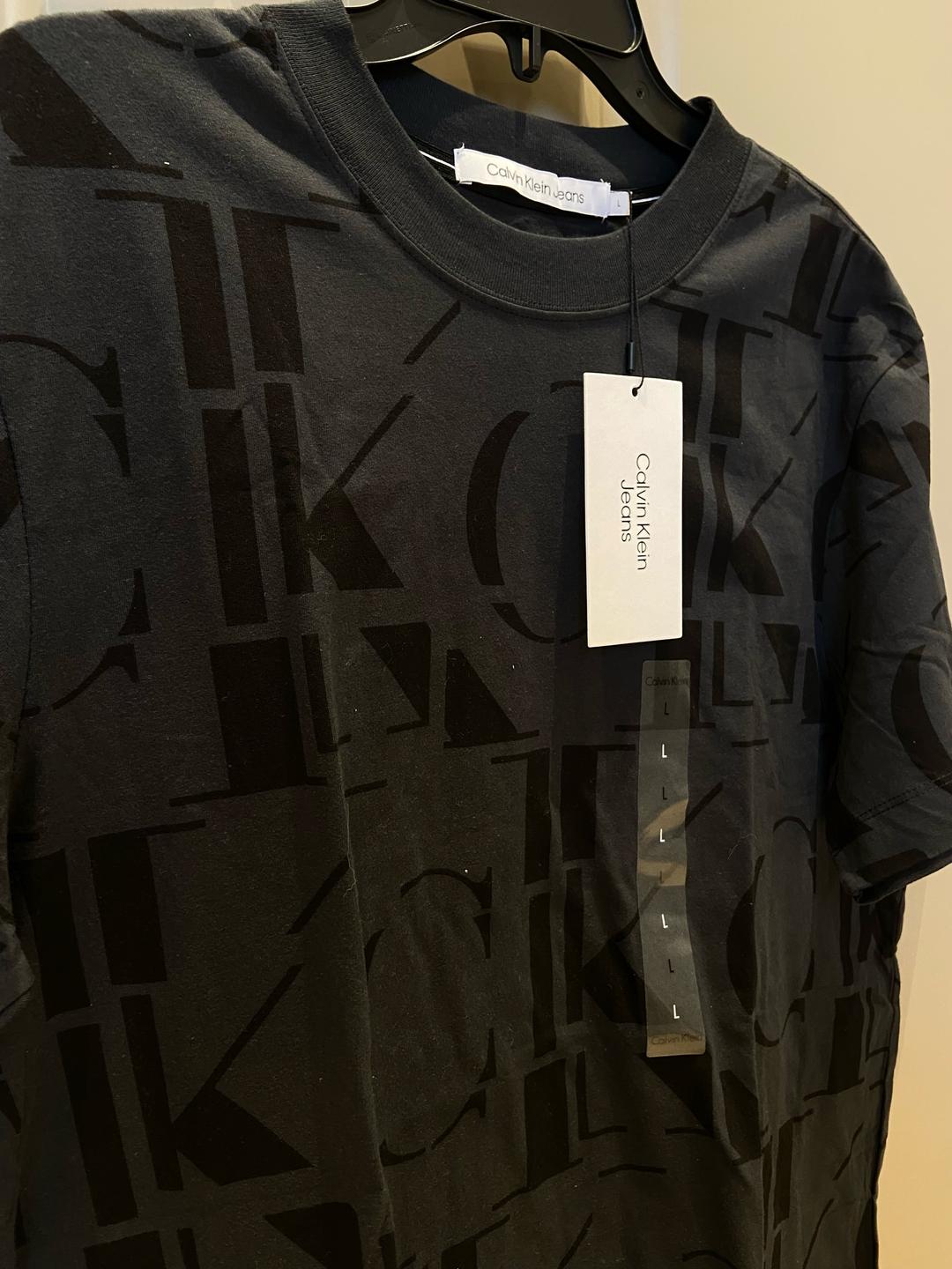 Calvin Klein Футболка Calvin Klein Jeans, оригинал, выкупали в Германии.Размер L. — фото 2