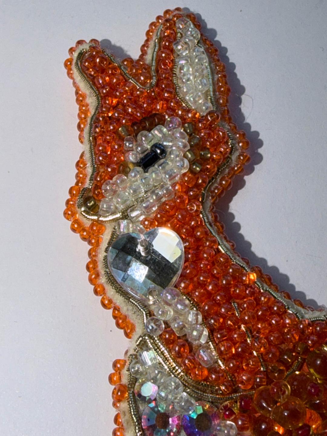 Handmade (ручная работа) 🦊 Брошь ручной работы «Лисичка» — тепло и уют в каждой детали! — фото 2