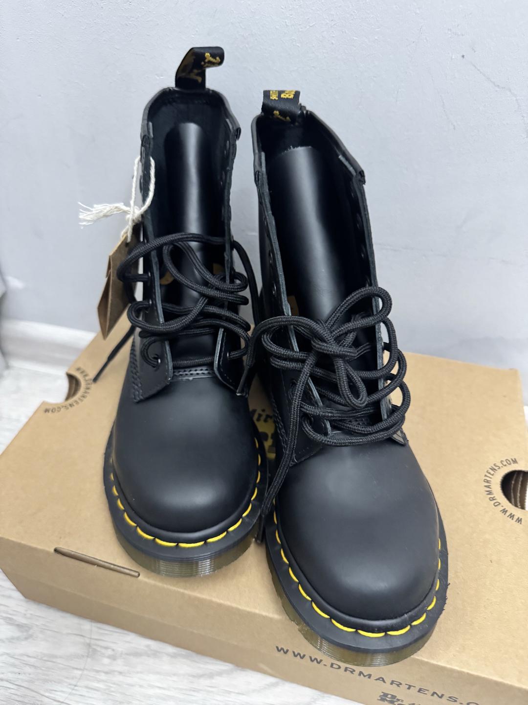 Dr. Martens Черные ботинки Dr. Martens — фото 2