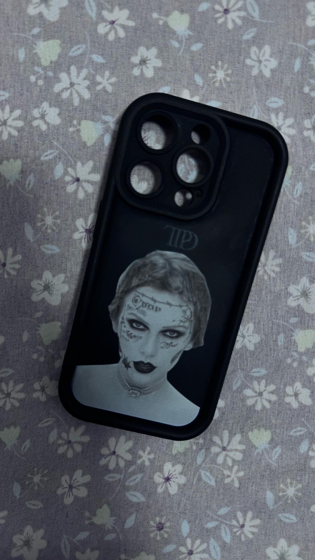 Нет бренда Чехол для Iphone 15 pro Taylor Swift — фото 2