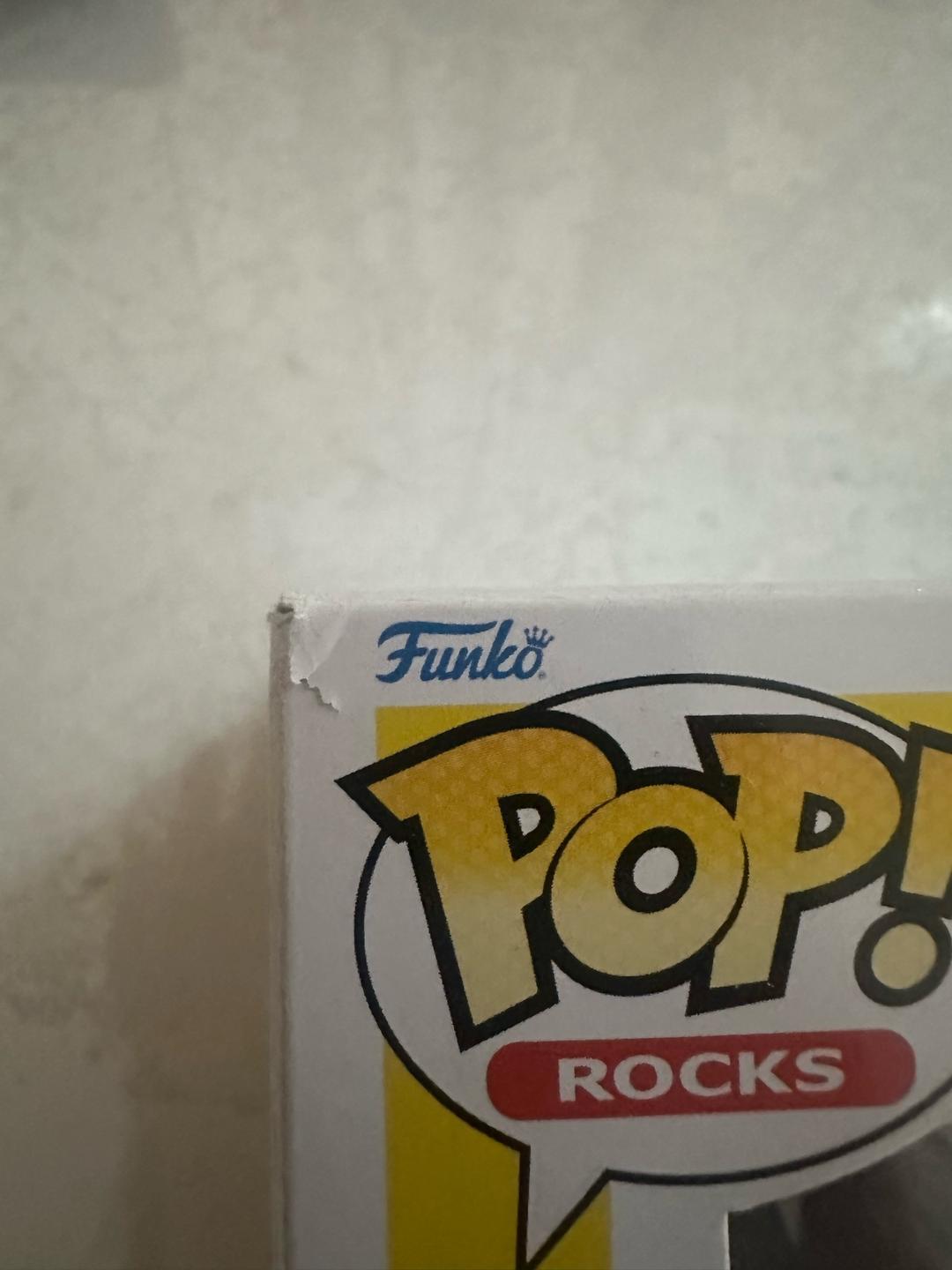 Funko Коллекционная фигурка Funko POP! Rocks BTS V 284 — фото 2