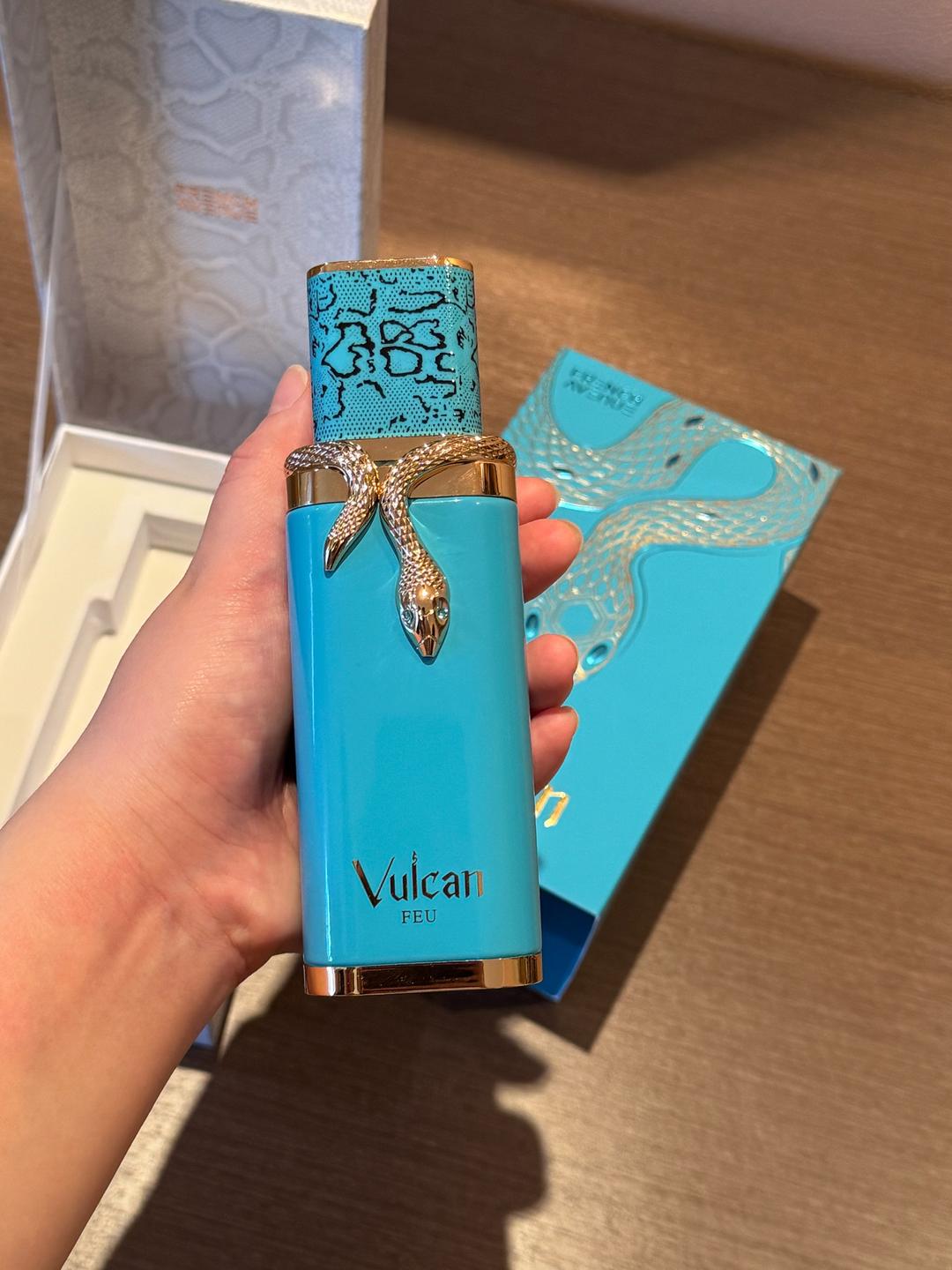 French Avenue Парфюм French Avenue Vulcan Feu Eau de Parfum 100 ml — фото 2