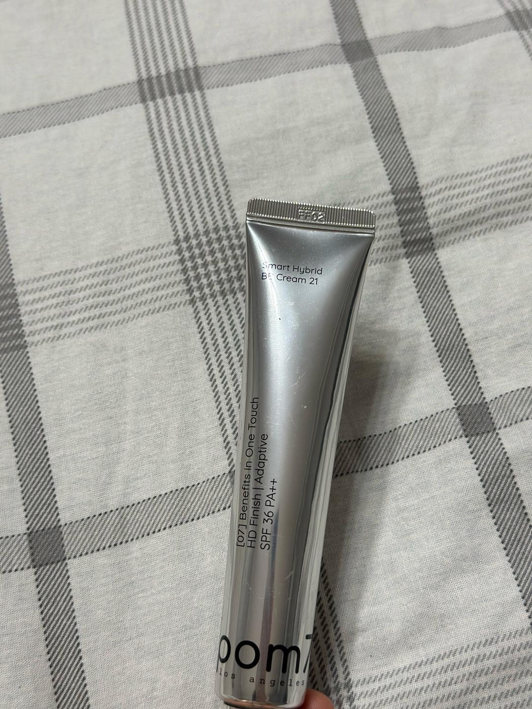 pom7 Smart Hybrid BB Cream 21 SPF 36 PA++ — фото 2