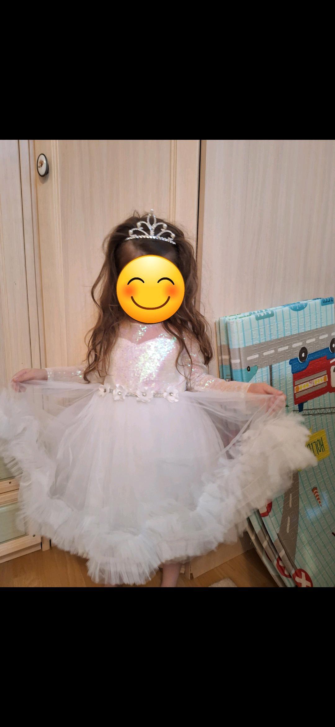 5+ Белое платье 5-6 лет одевали один раз на утренник в отличном состоянии — фото 2