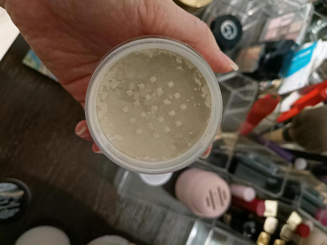 Laura Mercier Косметика: Рассыпчатая пудра Laura Mercier, минеральная пудра и тени для век — фото 2