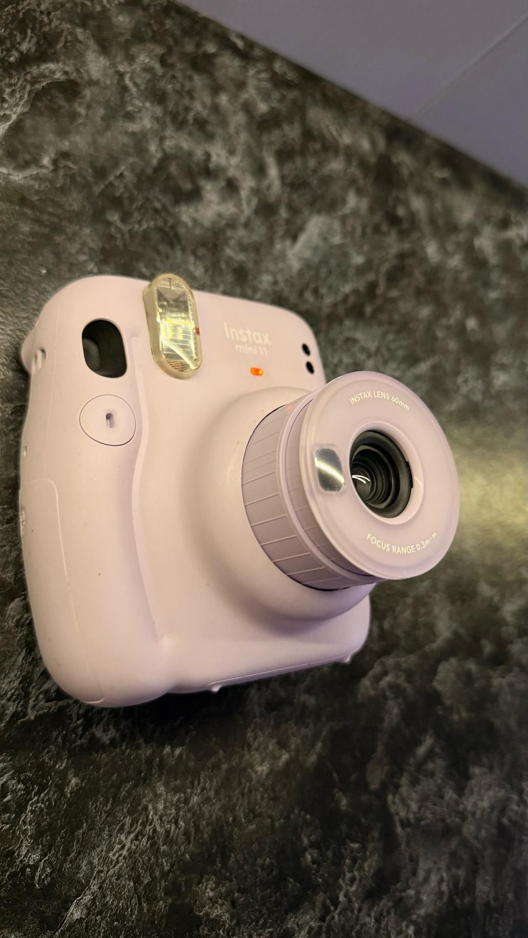 Fujifilm Фотоаппарат моментальной печати Fujifilm Instax Mini 11 — фото 2
