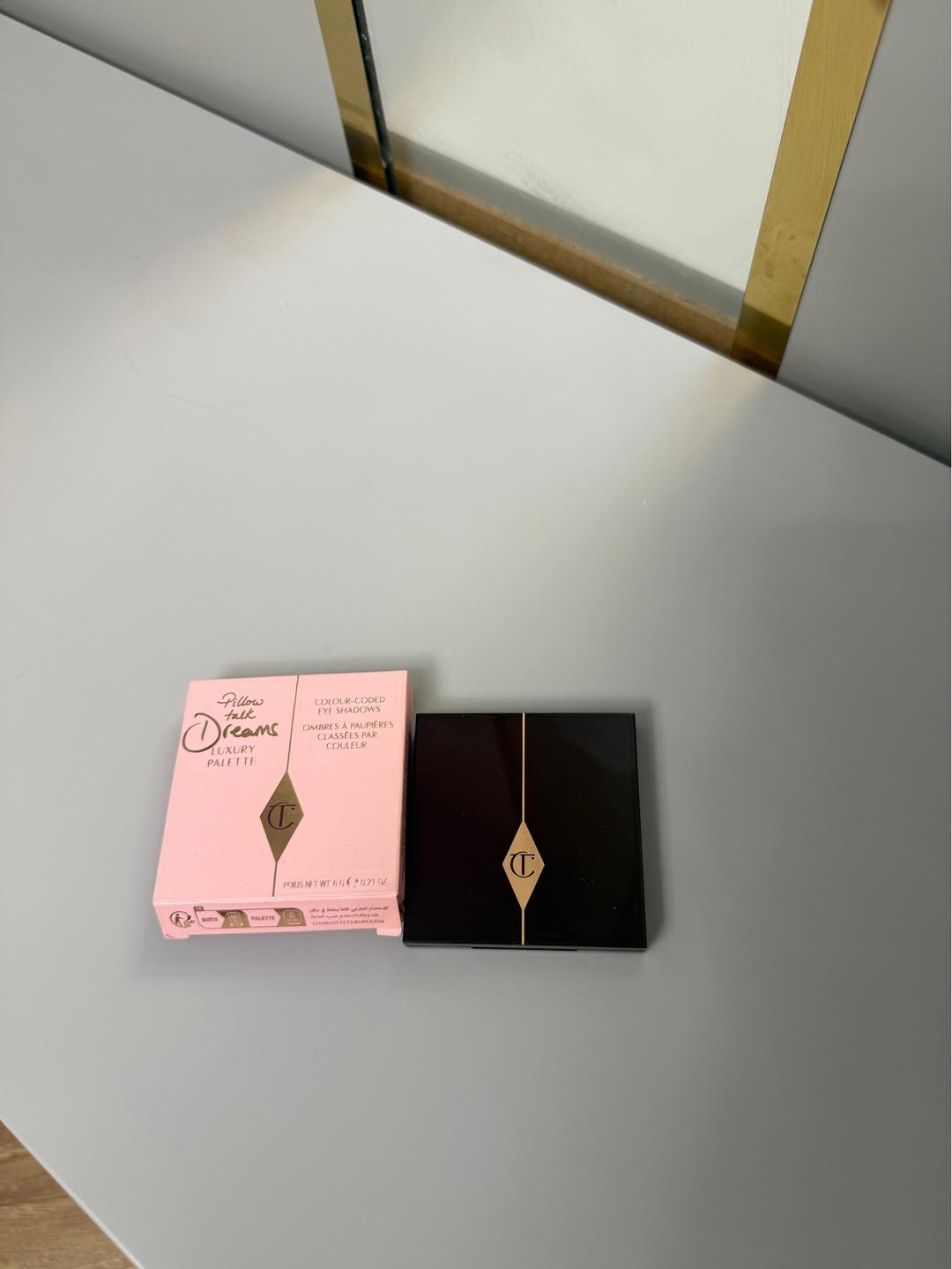 Charlotte Tilbury Палетка теней Charlotte Tilbury — фото 2