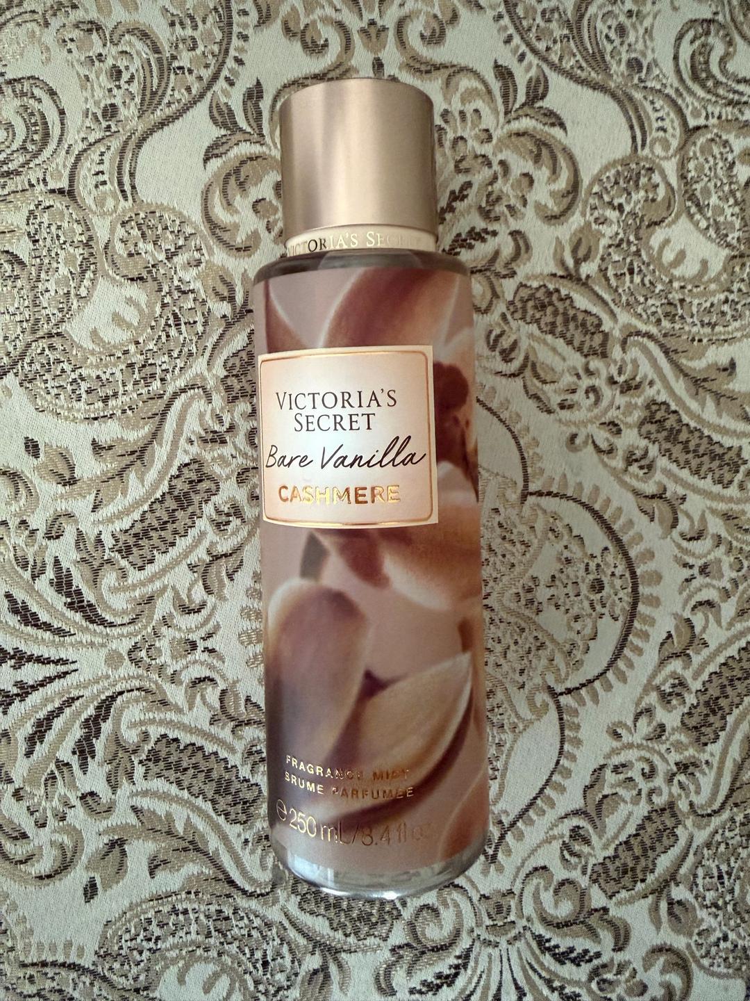 Victoria's Secret Victoria's Secret Bare Vanilla Cashmere парфюмированный спрей для тела — фото 2