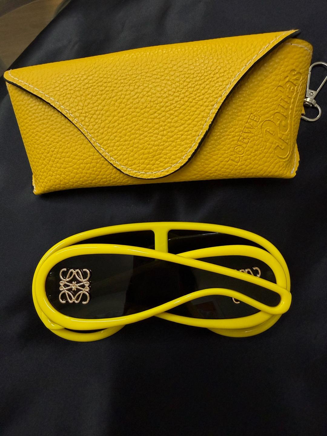Loewe Wave mask yellow LOEWE sunglasses — фото 2