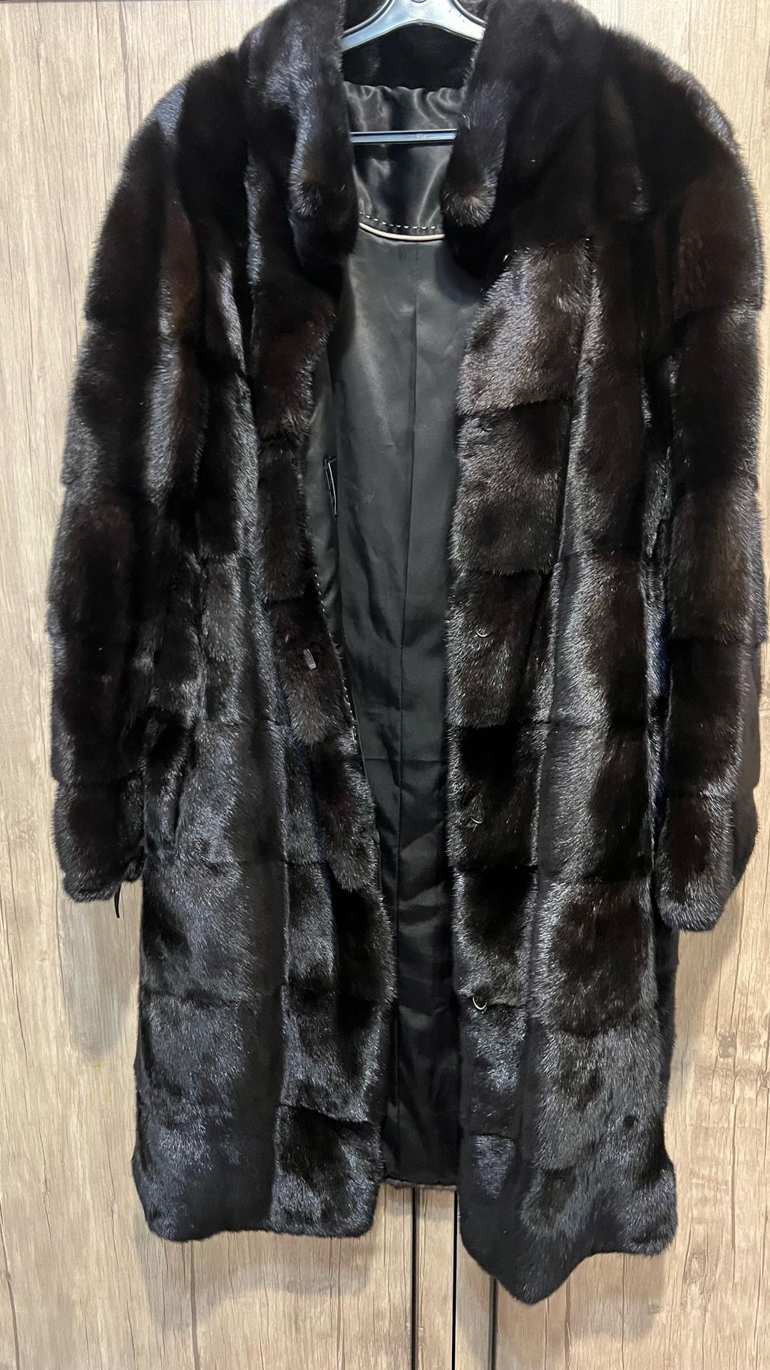 iviris furs specialist Шуба канадская норка (натуральная) Iviris Furs Specialist — фото 2