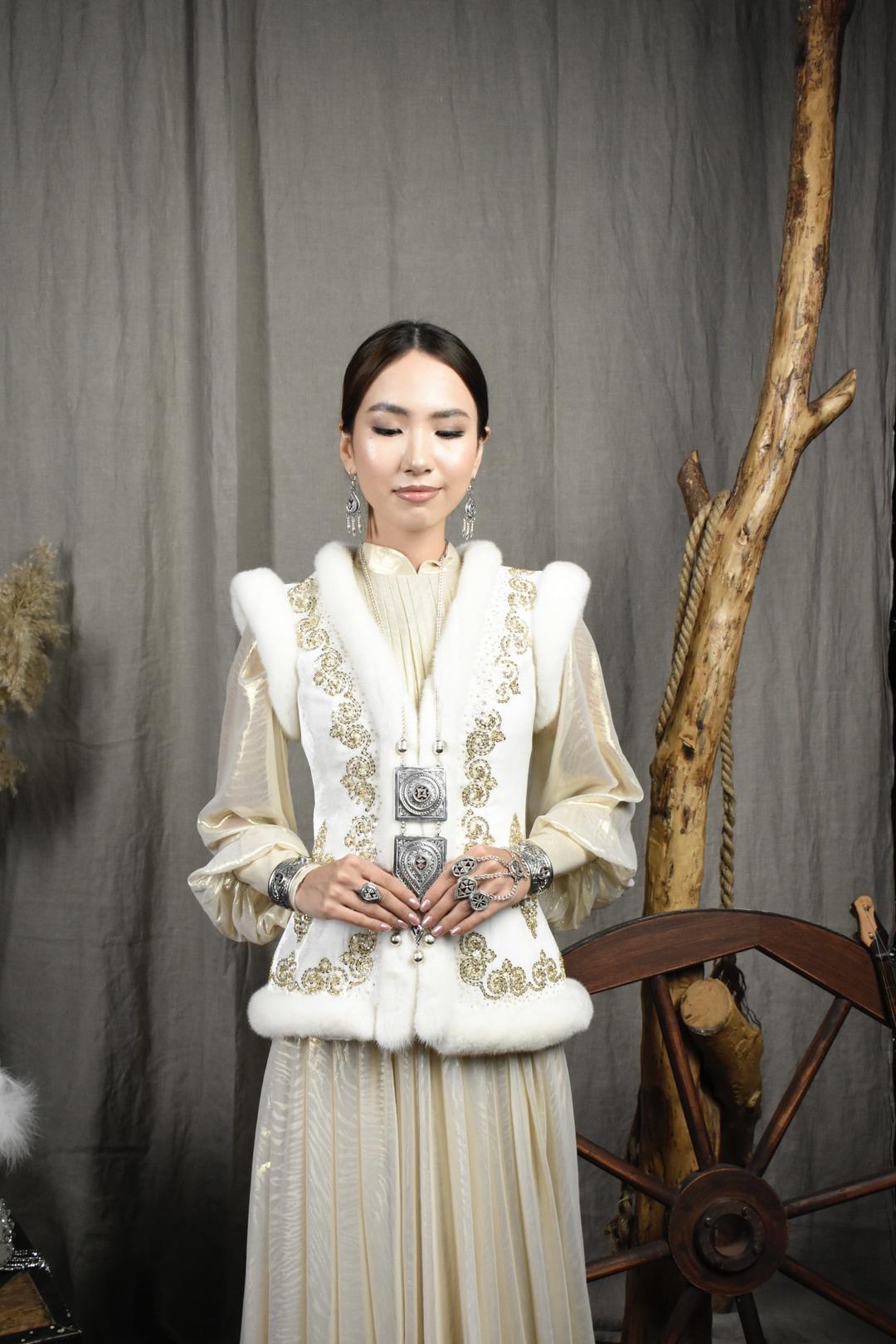 Handmade (ручная работа) Норковый Кажекей от Медина Сактаганова  — фото 2