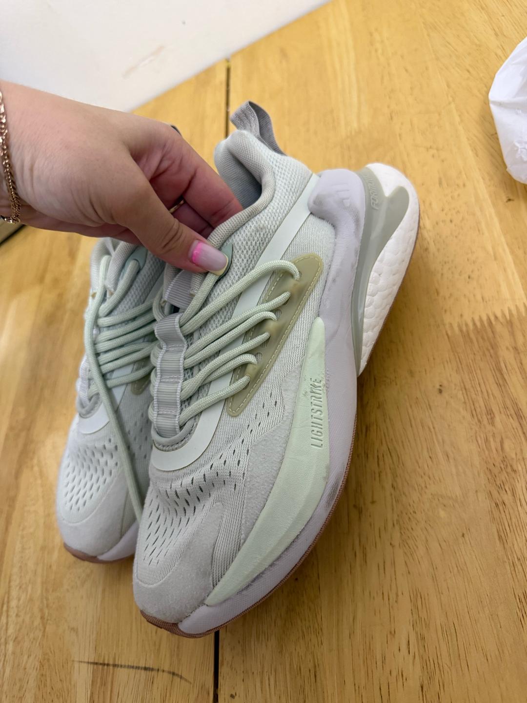 Adidas Женские кроссовки — фото 2