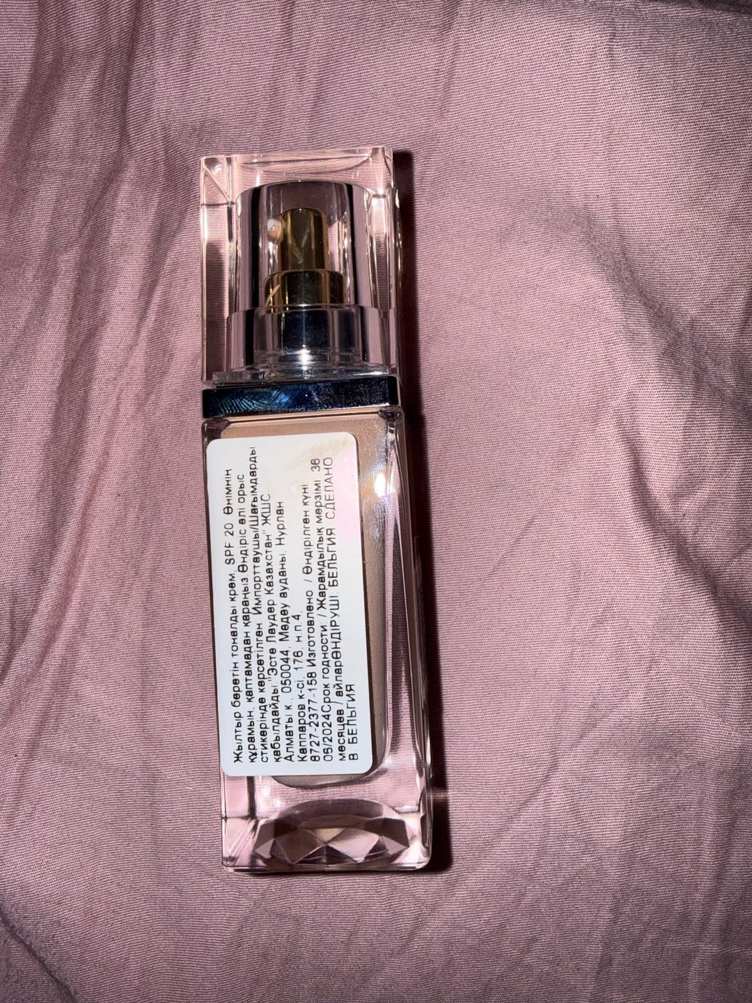 Estée Lauder Тональный крем ESTEE LAUDER re-nutriv ultra radiance — фото 2