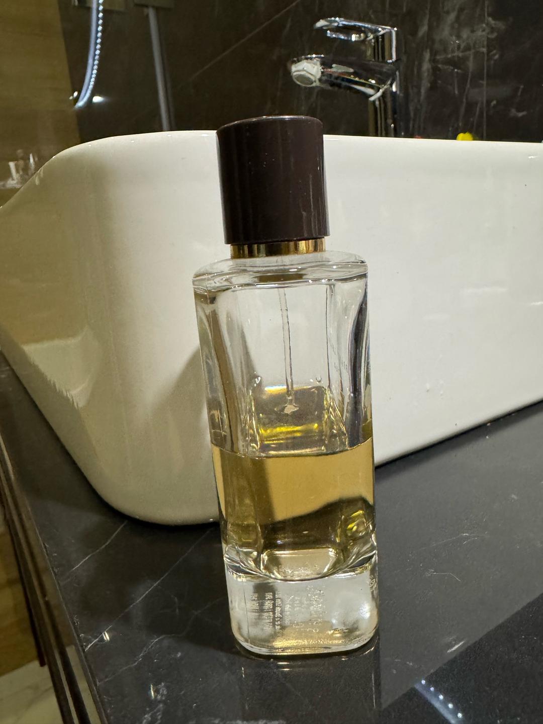 Zara Парфюмерная вода Zara Vibrant Leather Oud — фото 2