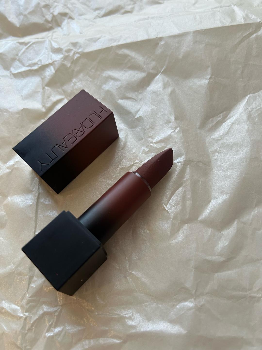 Huda Beauty Матовая помада Huda Beauty — фото 2