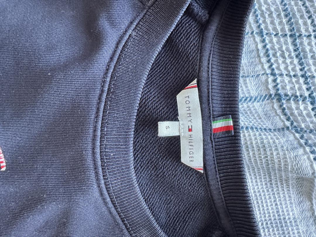 Tommy Hilfiger Продам кофту Tommy Hilfiger  — фото 2