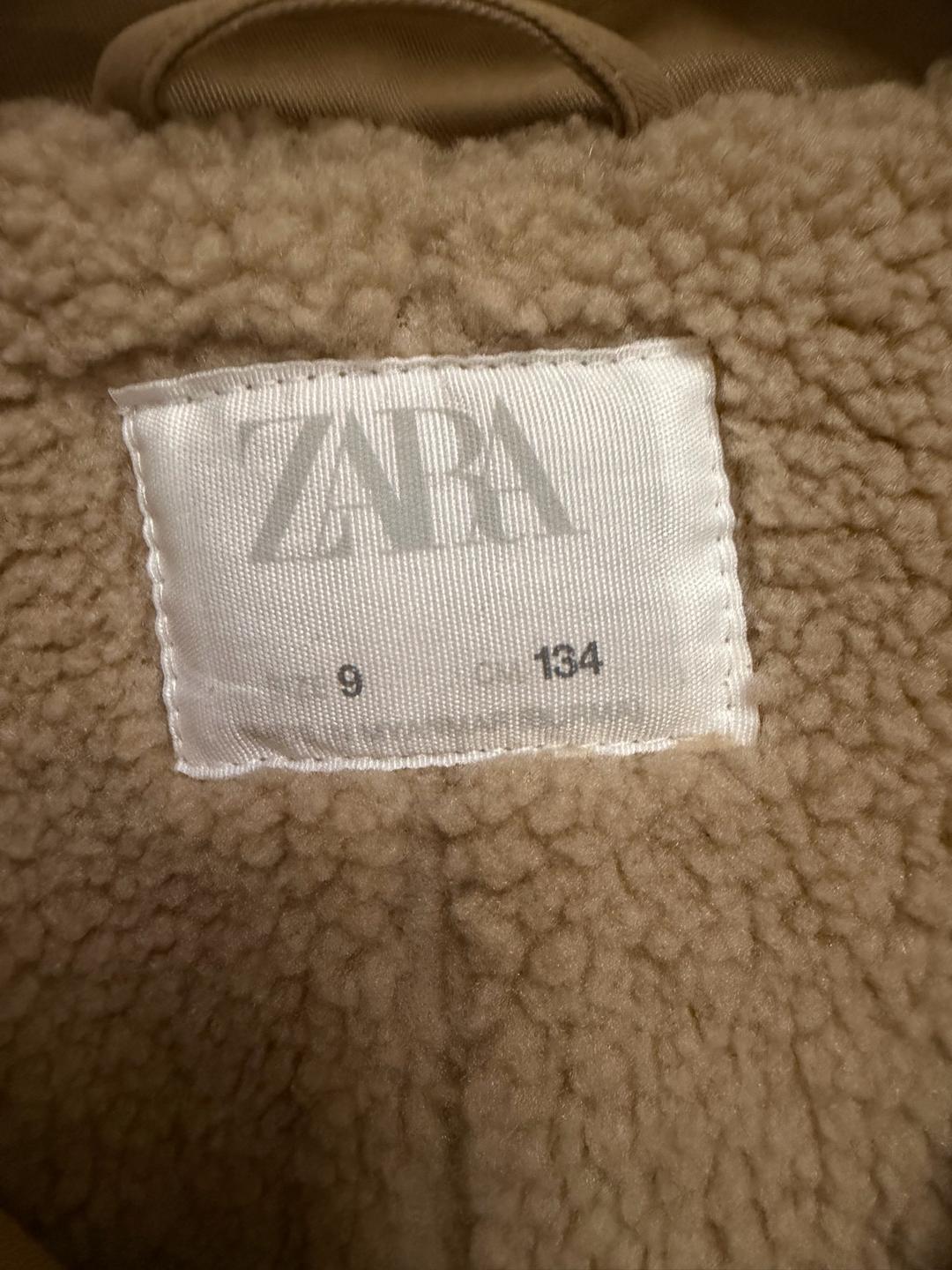 Zara Пальто тренч  ZARA на рост 134 — фото 2
