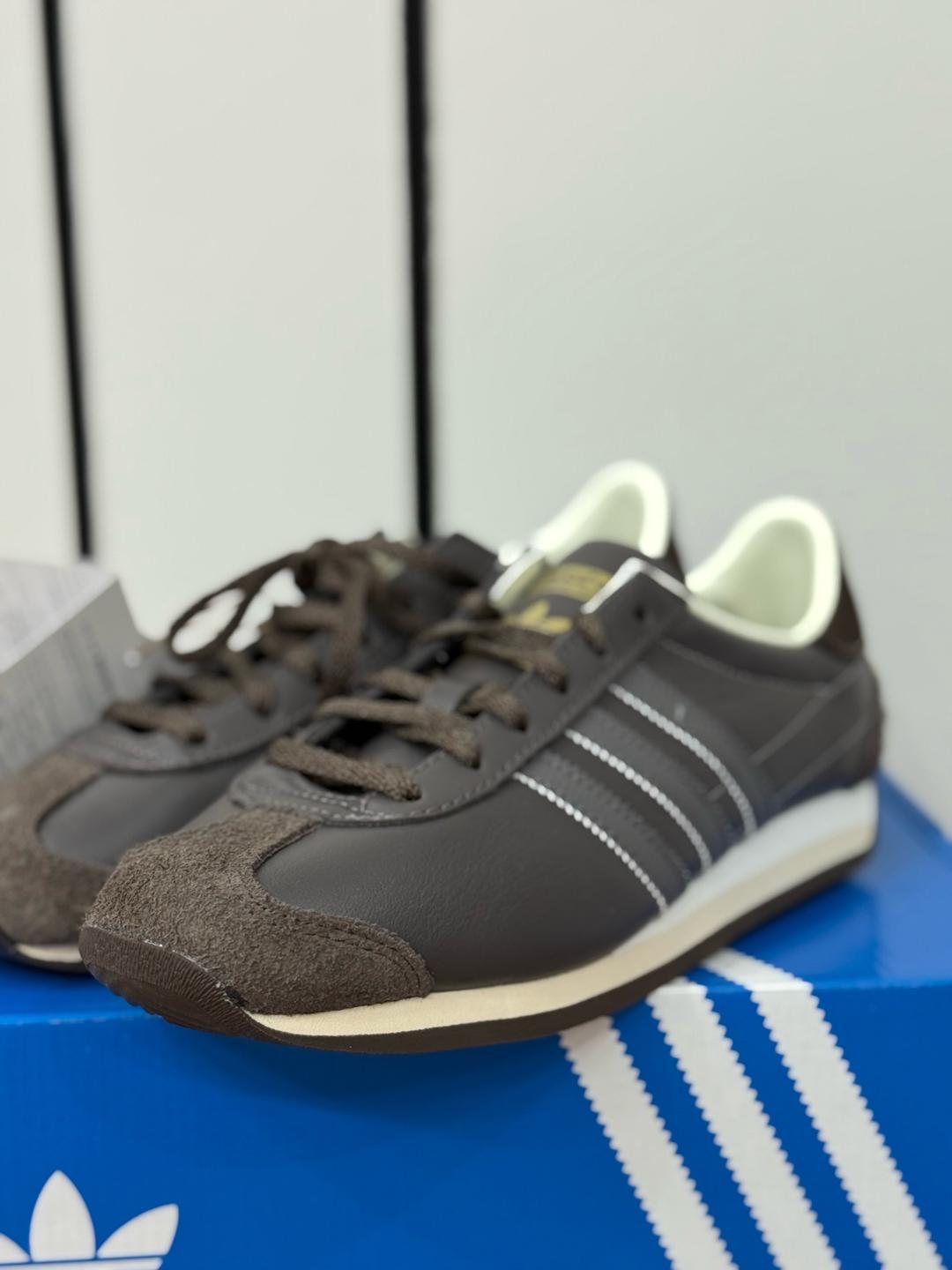 Adidas Кроссовки adidas — фото 2
