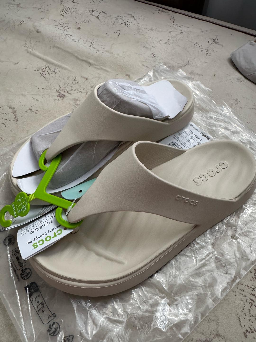 Crocs Сланцы, сандали Crocs женские — фото 2
