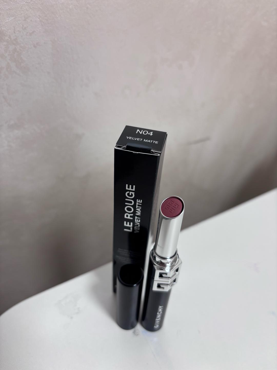 Givenchy Губная помада Givenchy Le Rouge Velvet Matte 04 — фото 2