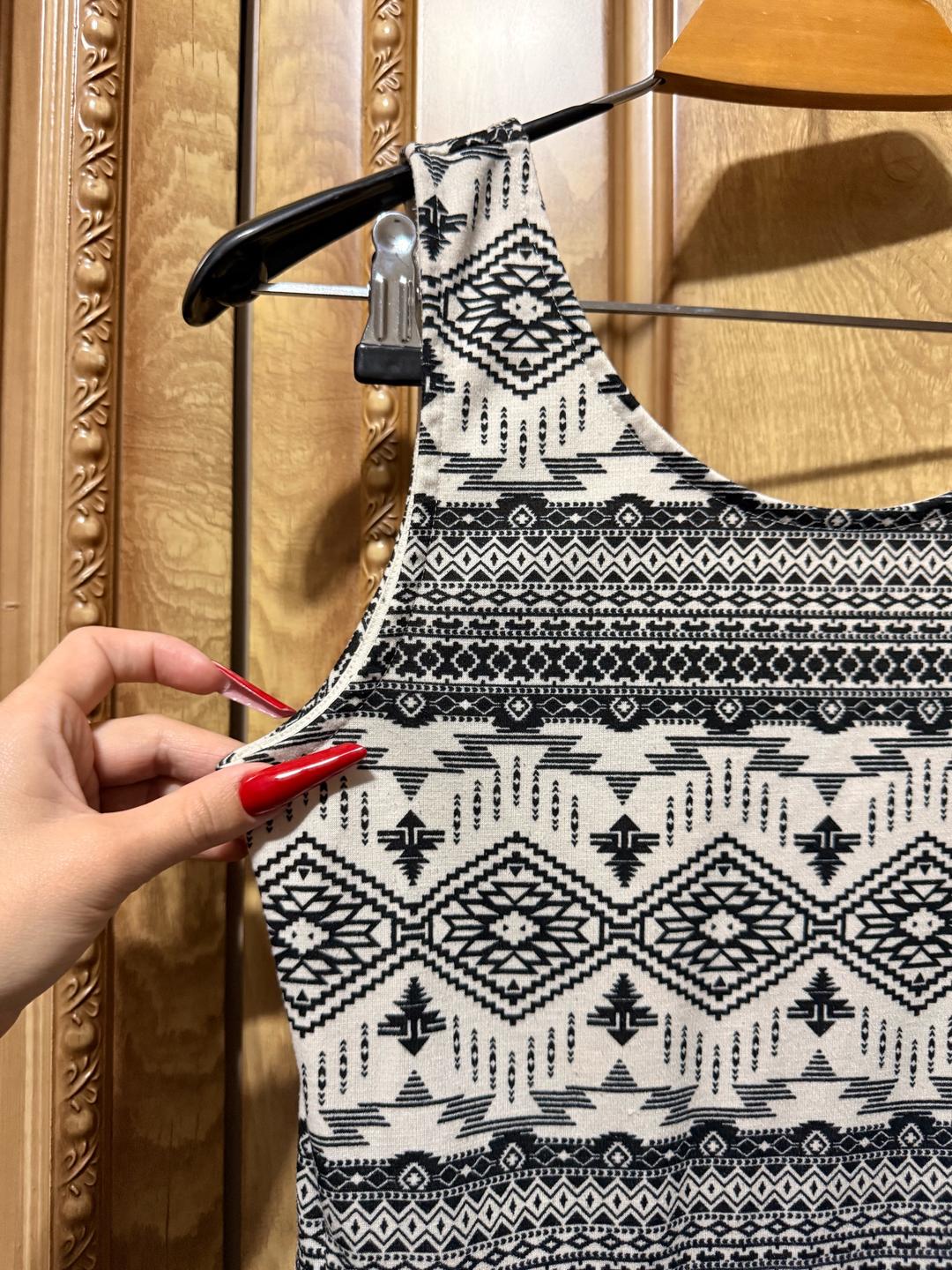 H&M Стильное платье H&M с этническим принтом — фото 2