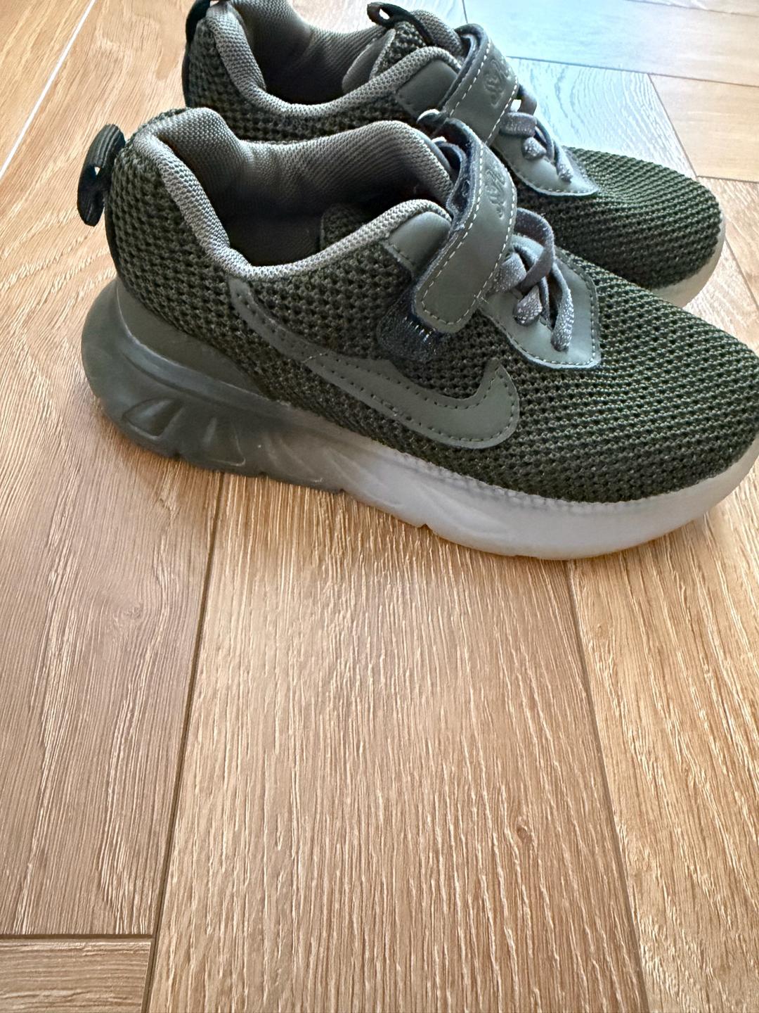 Nike Детские кроссовки Nike — фото 2