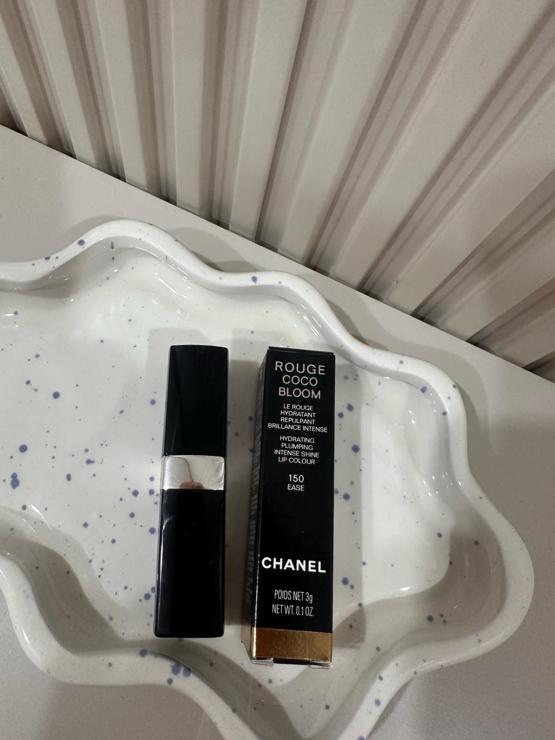 Chanel Губная помада Chanel Rouge Coco Bloom оттенок 150 Ease — фото 2