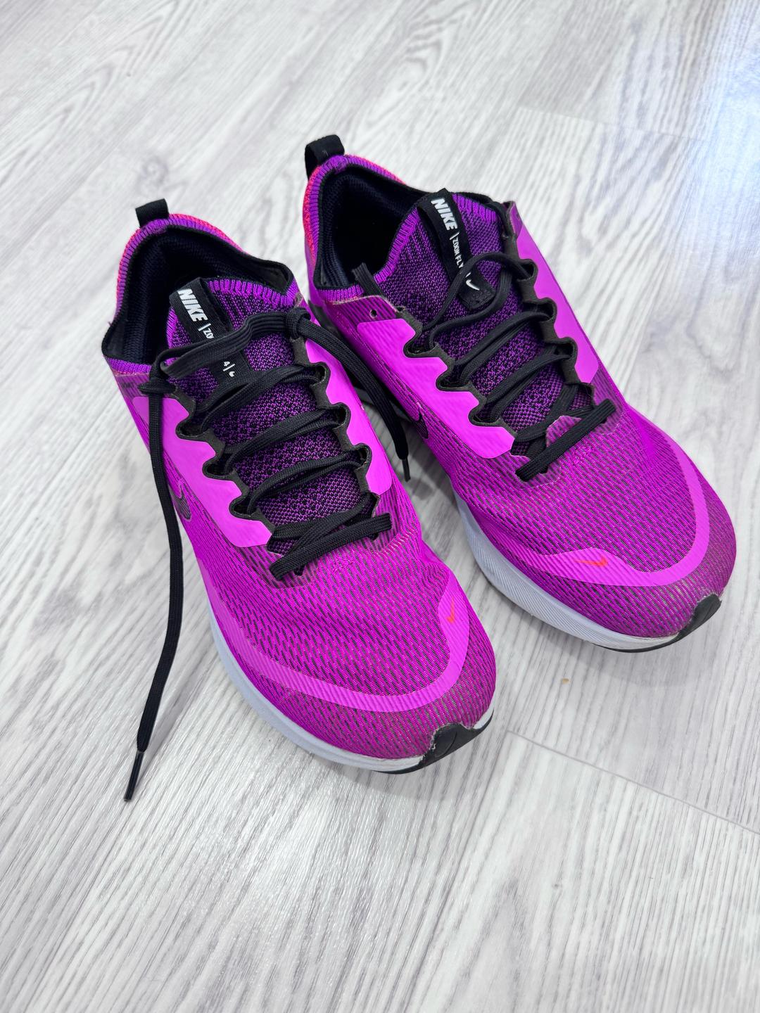 Nike Беговые кроссовки Nike zoom fly 4 — фото 2