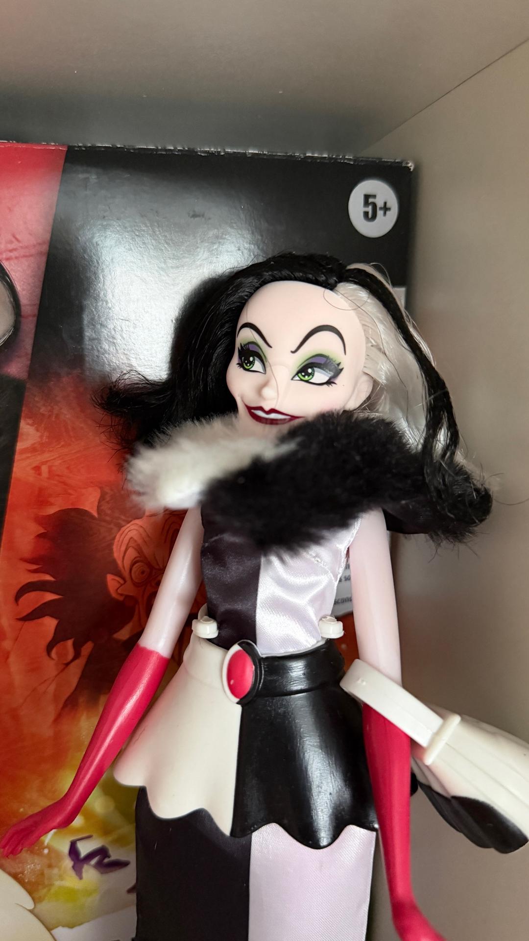 Disney Кукла Круэлла Де Виль — фото 2