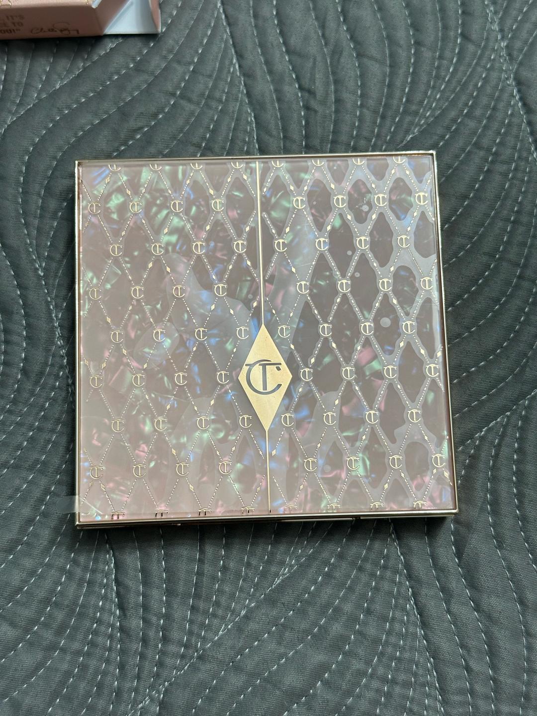 Charlotte Tilbury Палетка для лица Charlotte Tilbury Pillow Talk Beautifying Face Palette — фото 2