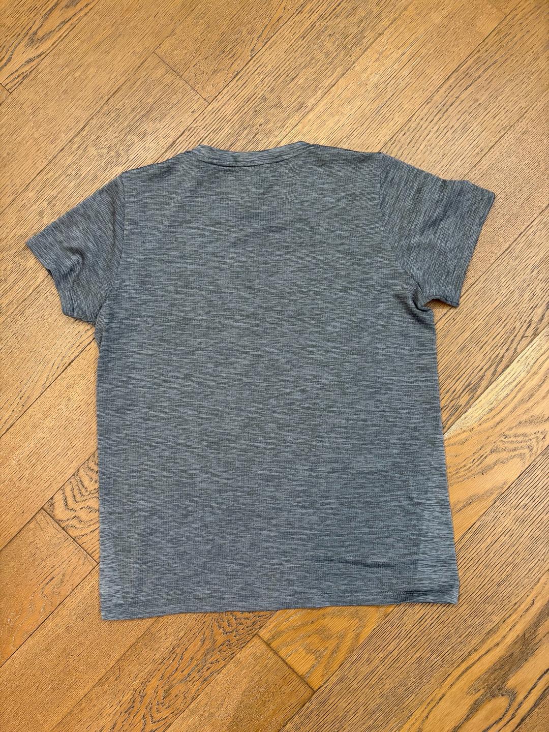 Uniqlo Спортивная футболка Uniqlo — фото 2
