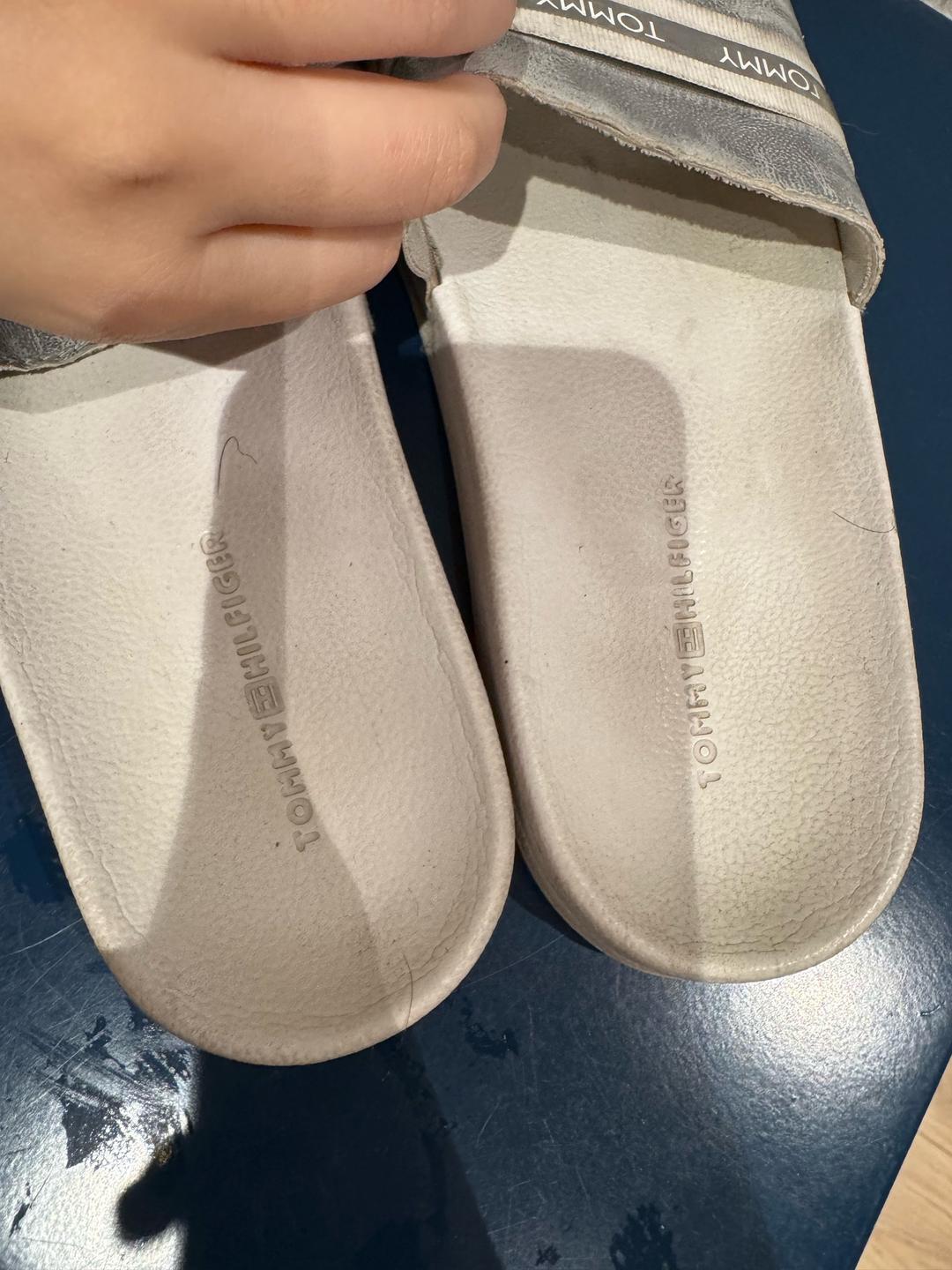 Tommy Hilfiger Шлепки Tommy Hilfiger — фото 2