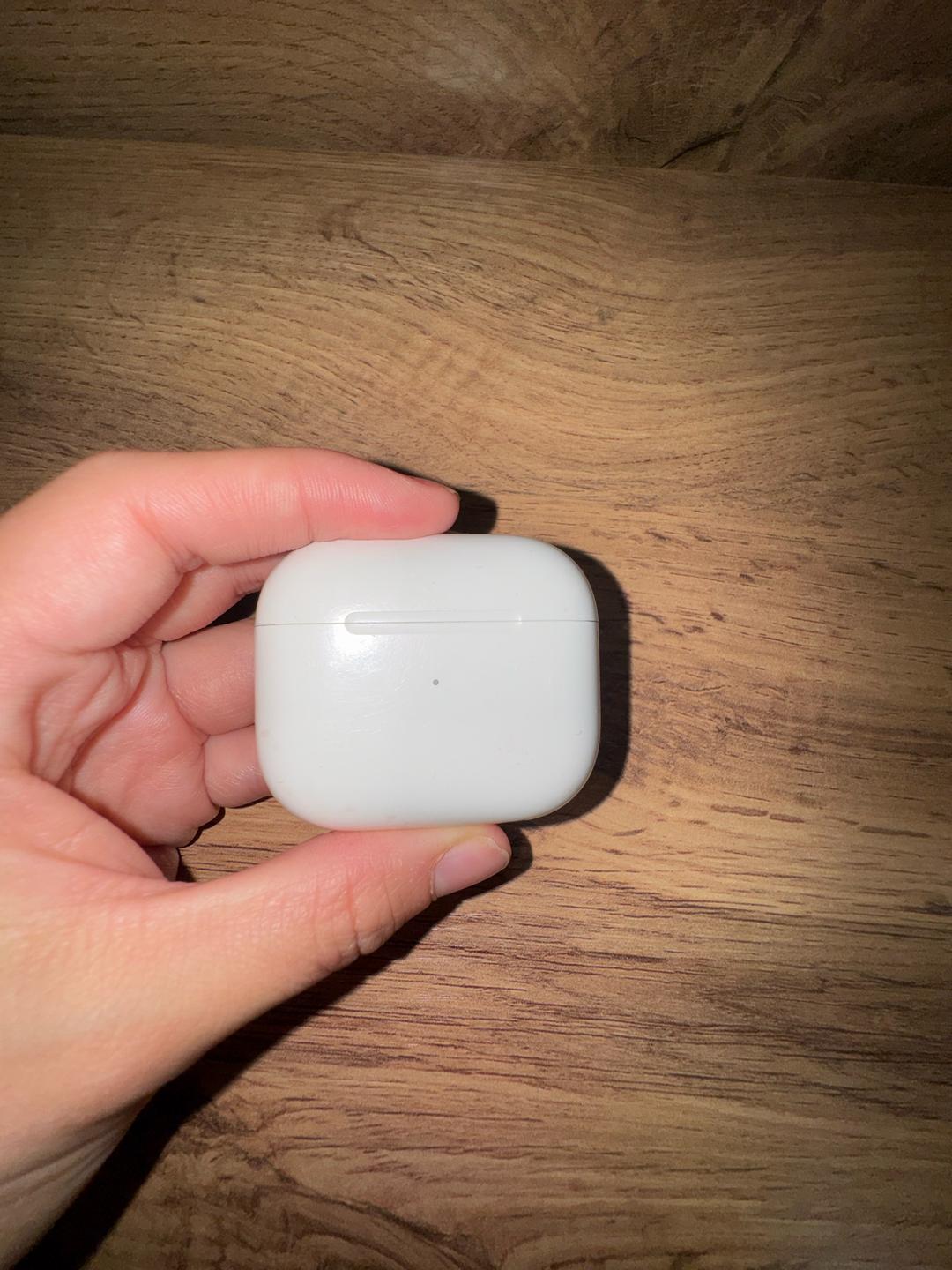 Apple Наушники Apple AirPods 3 — фото 2
